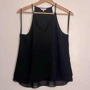 Sleeveless blouse in black